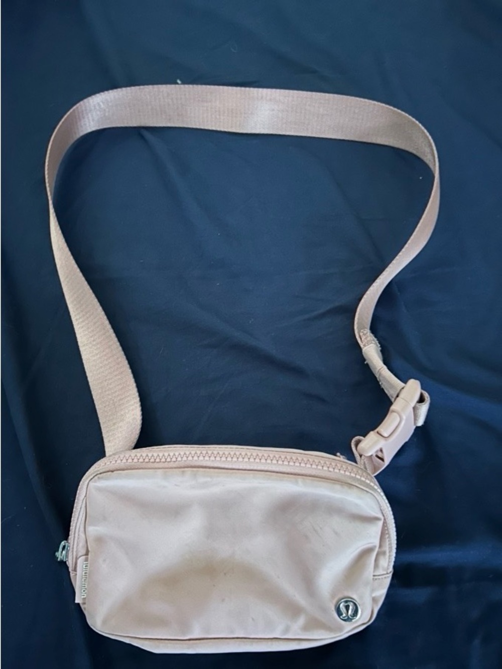 lululemon athletica light pink crossbody shoulder bag